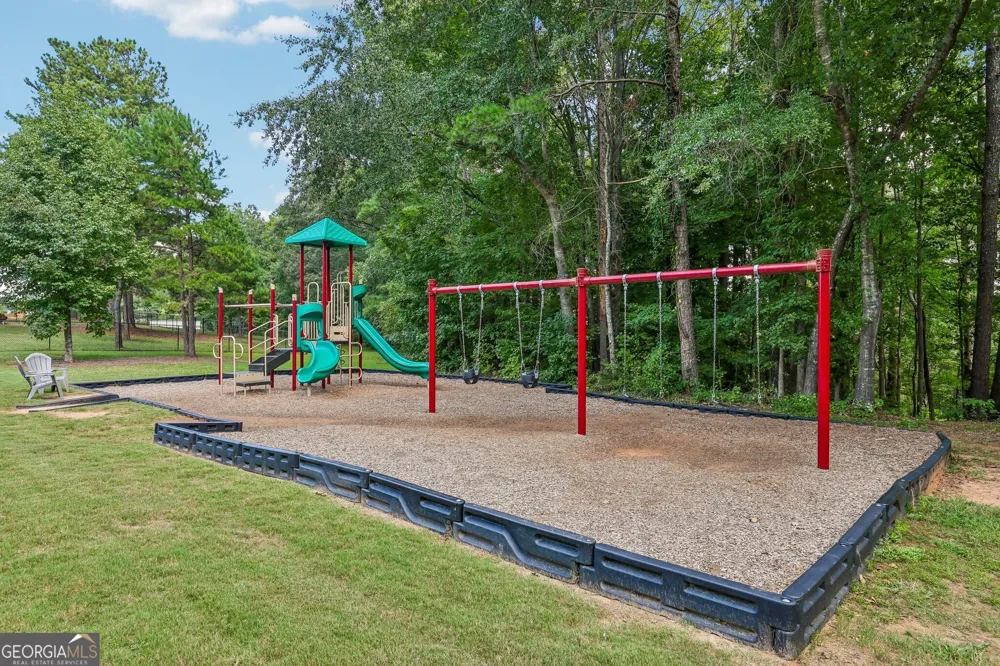 81 Mead CT Hoschton, GA 30548
