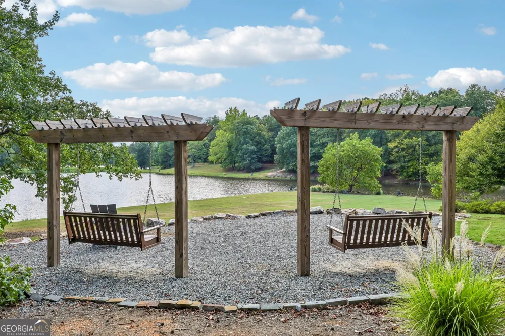 81 Mead CT Hoschton, GA 30548