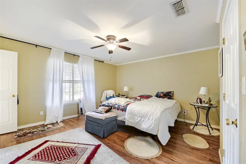 5008 Tahoka Drive De Cordova, TX 76049