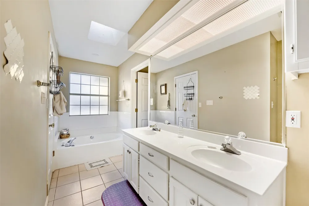 5008 Tahoka Drive De Cordova, TX 76049