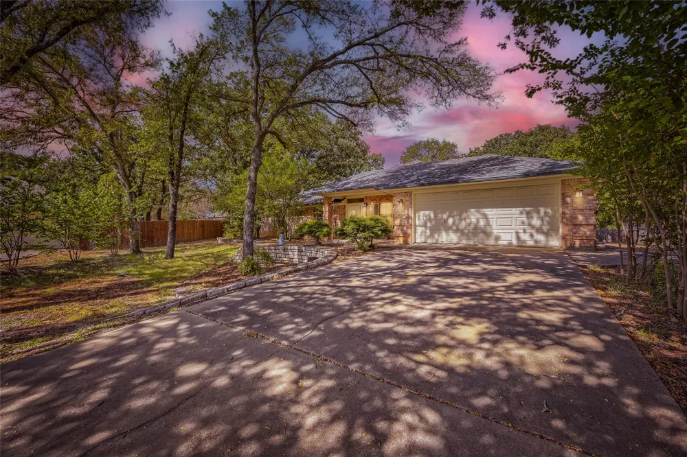 5008 Tahoka Drive De Cordova, TX 76049