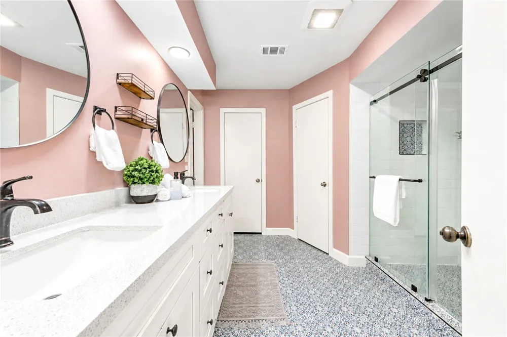2258 Woodland Springs Street Houston, TX 77077
