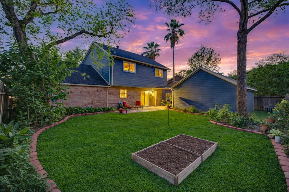 2258 Woodland Springs Street Houston, TX 77077