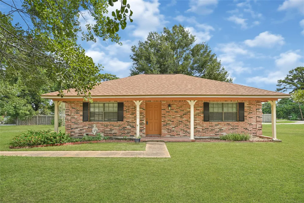 5406 Avenue C Crosby, TX 77532