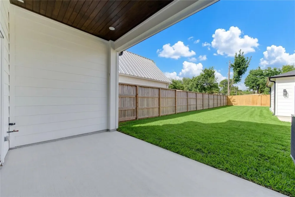 2309 Hollister Road Houston, TX 77080
