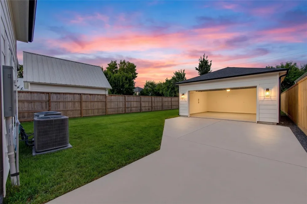 2309 Hollister Road Houston, TX 77080