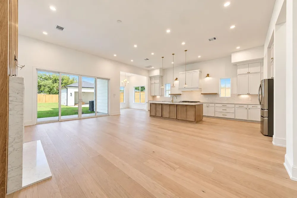 2309 Hollister Road Houston, TX 77080