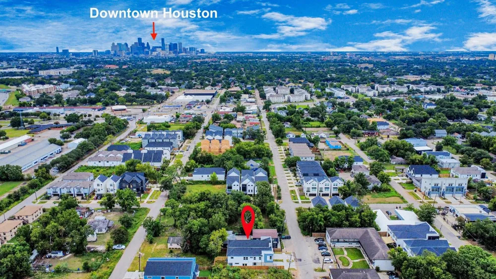 6816 Del Rio Street Houston, TX 77021