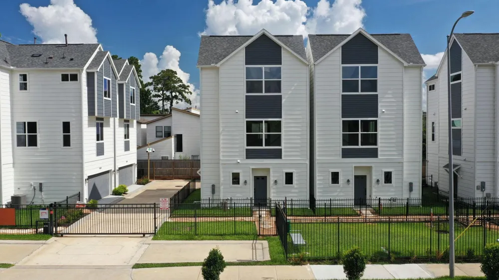1650 W Tidwell Road Houston, TX 77091