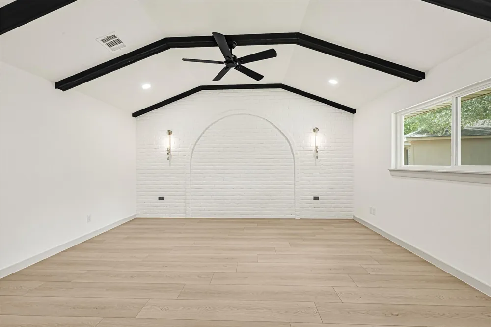 11306 Valley Spring Drive Houston, TX 77043