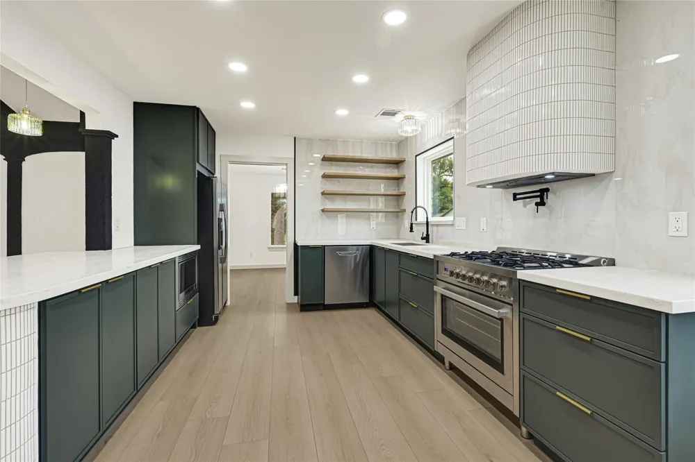 11306 Valley Spring Drive Houston, TX 77043
