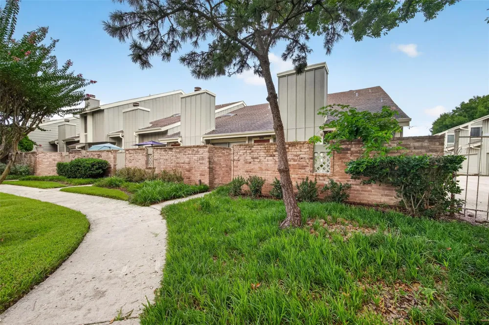 13025 Leader Street Houston, TX 77072