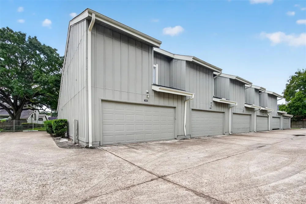 13025 Leader Street Houston, TX 77072