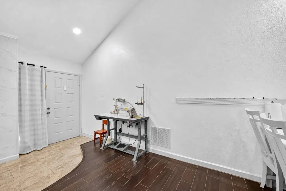 13025 Leader Street Houston, TX 77072