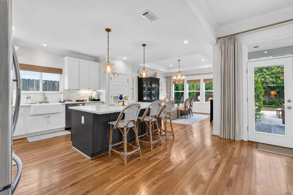 1722 Chippendale Road Houston, TX 77018