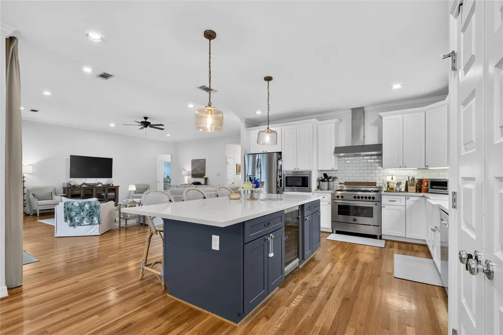 1722 Chippendale Road Houston, TX 77018