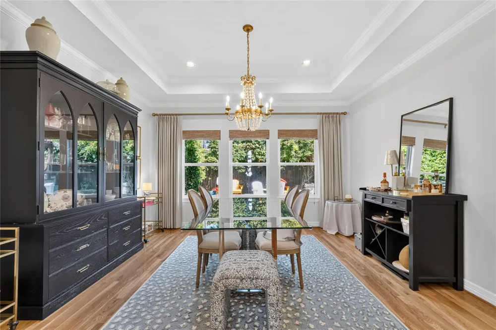1722 Chippendale Road Houston, TX 77018