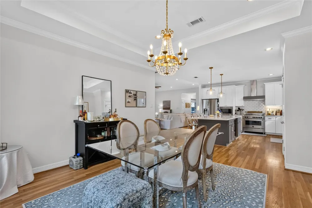 1722 Chippendale Road Houston, TX 77018