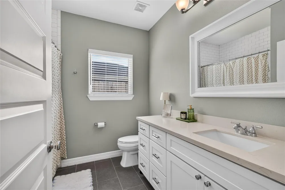 1722 Chippendale Road Houston, TX 77018
