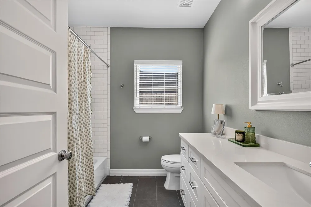 1722 Chippendale Road Houston, TX 77018