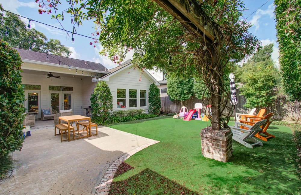 1722 Chippendale Road Houston, TX 77018