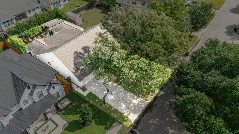 1722 Chippendale Road Houston, TX 77018