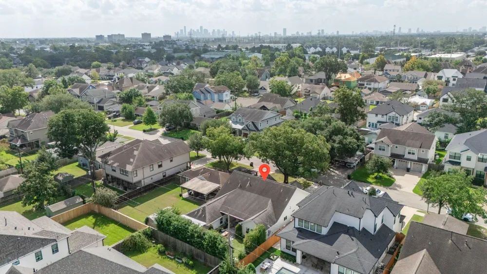 1722 Chippendale Road Houston, TX 77018