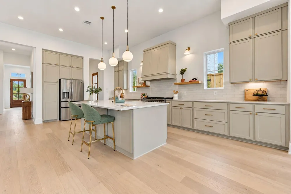 2311 Hollister Road Houston, TX 77080