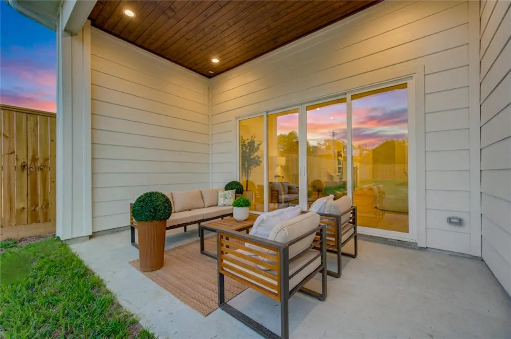 2311 Hollister Road Houston, TX 77080