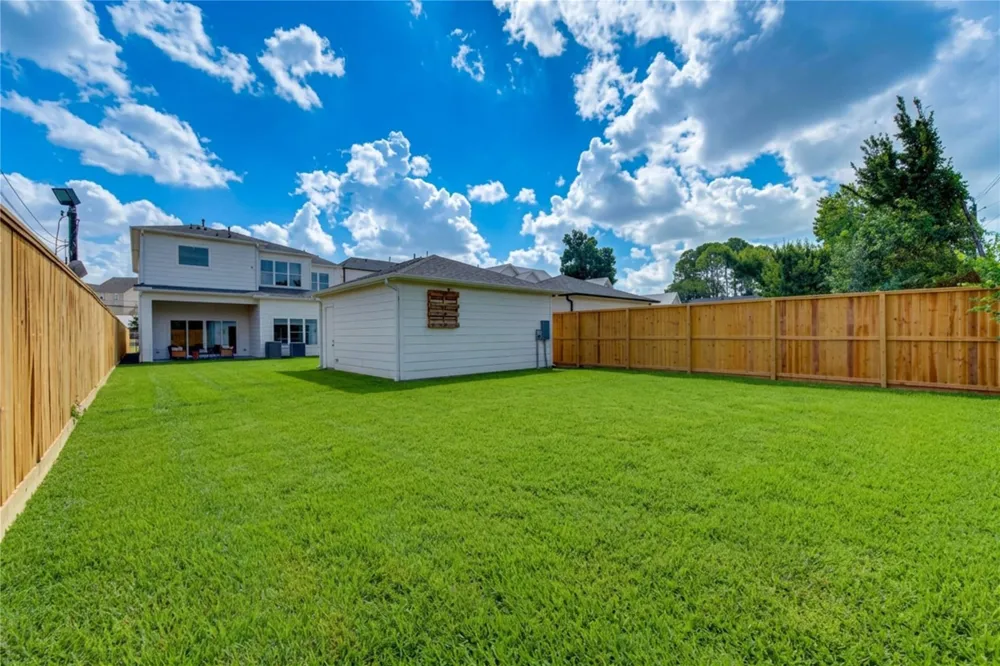2311 Hollister Road Houston, TX 77080