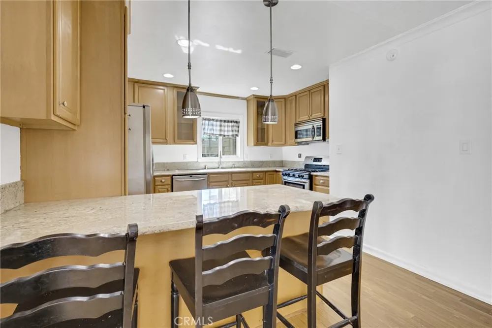 3246 marber Avenue Long Beach, CA 92808