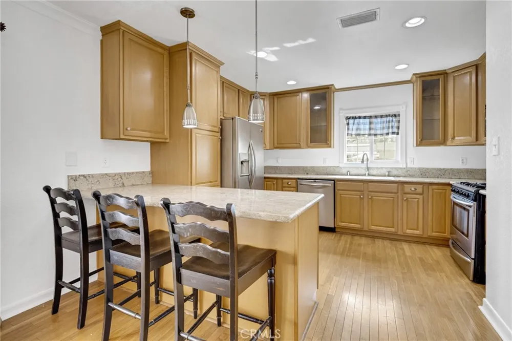 3246 marber Avenue Long Beach, CA 92808