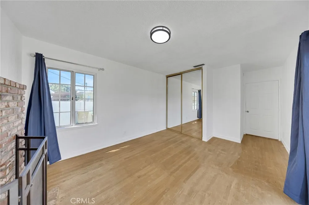 3246 marber Avenue Long Beach, CA 92808