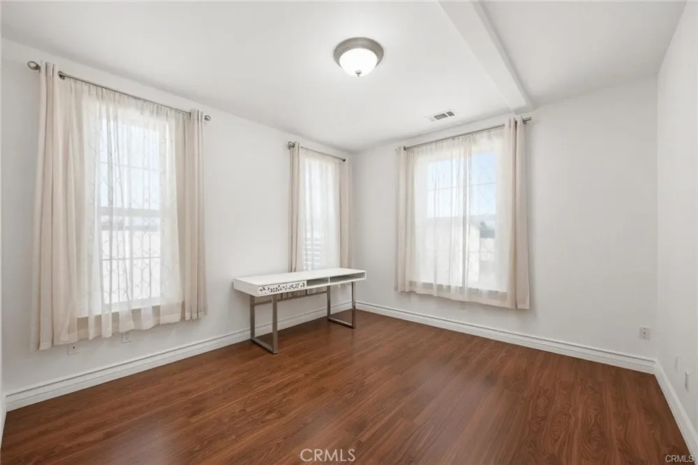 8228 Elm Avenue San Gabriel, CA 91775