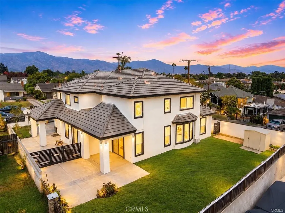 8228 Elm Avenue San Gabriel, CA 91775