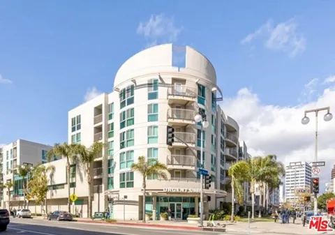 267 S San Pedro Street #602