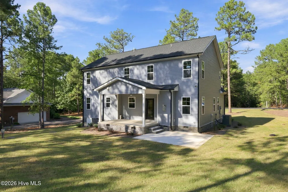 451 Thimbleberry Drive Vass, NC 28394