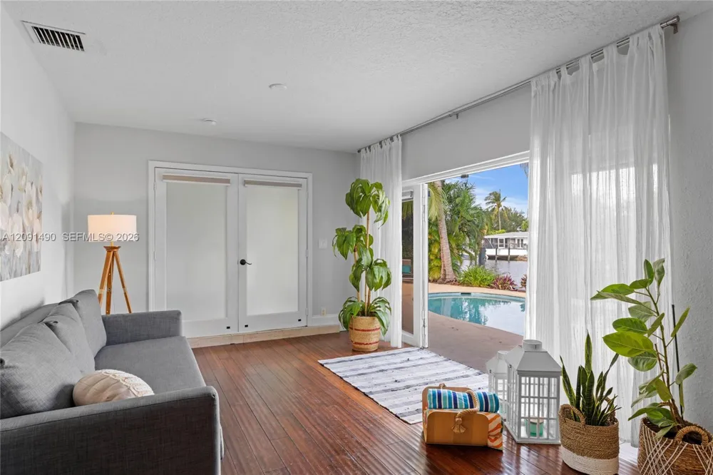 1841 SE 6th St Pompano Beach, FL 33060