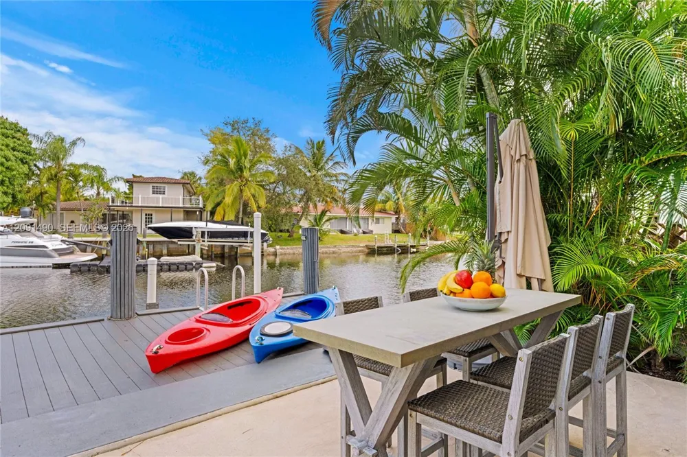 1841 SE 6th St Pompano Beach, FL 33060