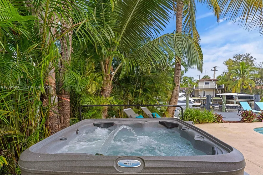 1841 SE 6th St Pompano Beach, FL 33060
