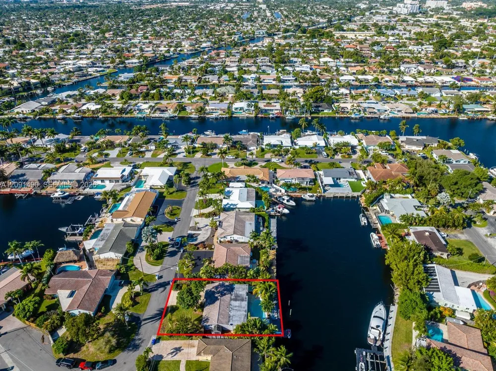 1841 SE 6th St Pompano Beach, FL 33060