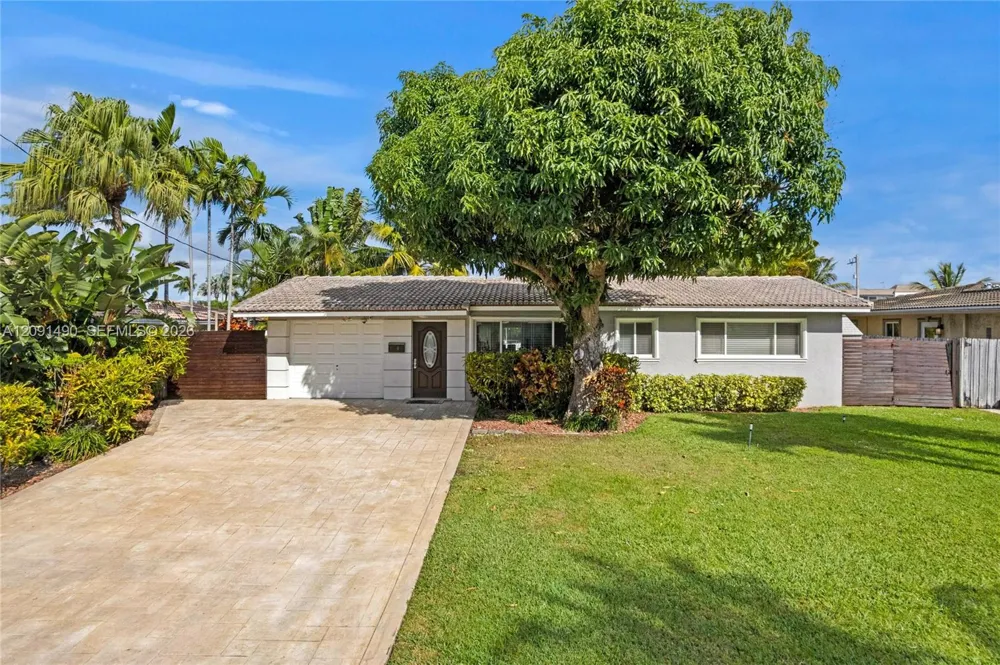 1841 SE 6th St Pompano Beach, FL 33060