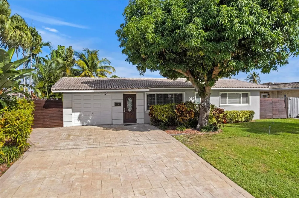 1841 SE 6th St Pompano Beach, FL 33060
