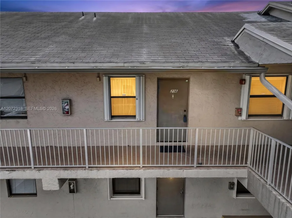7670 SW 152nd Ave #206 Miami, FL 33193