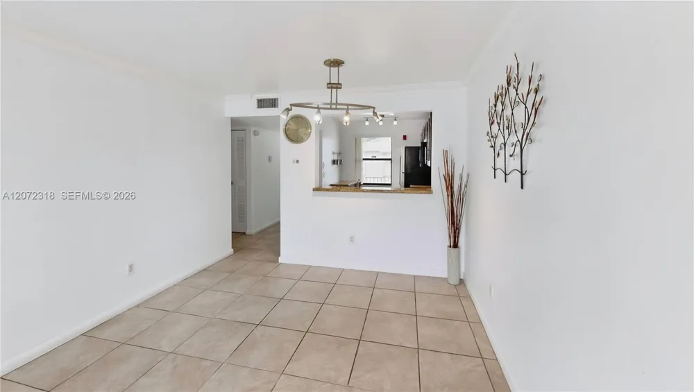 7670 SW 152nd Ave #206 Miami, FL 33193