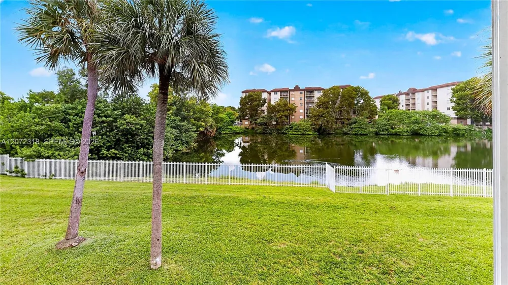 7670 SW 152nd Ave #206 Miami, FL 33193