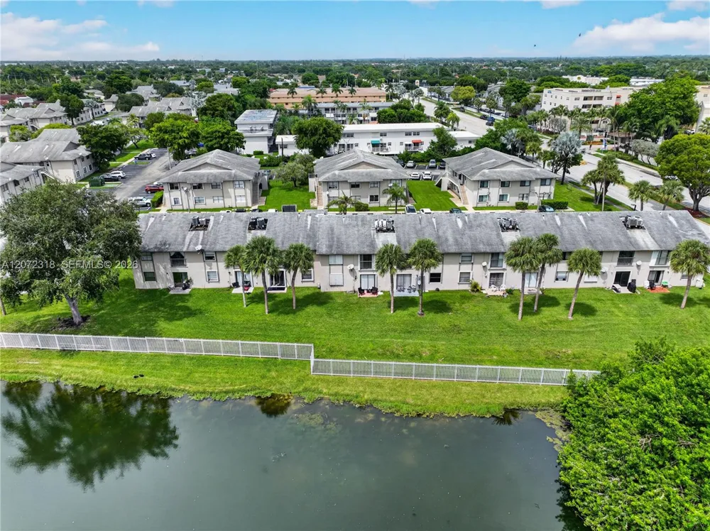 7670 SW 152nd Ave #206 Miami, FL 33193