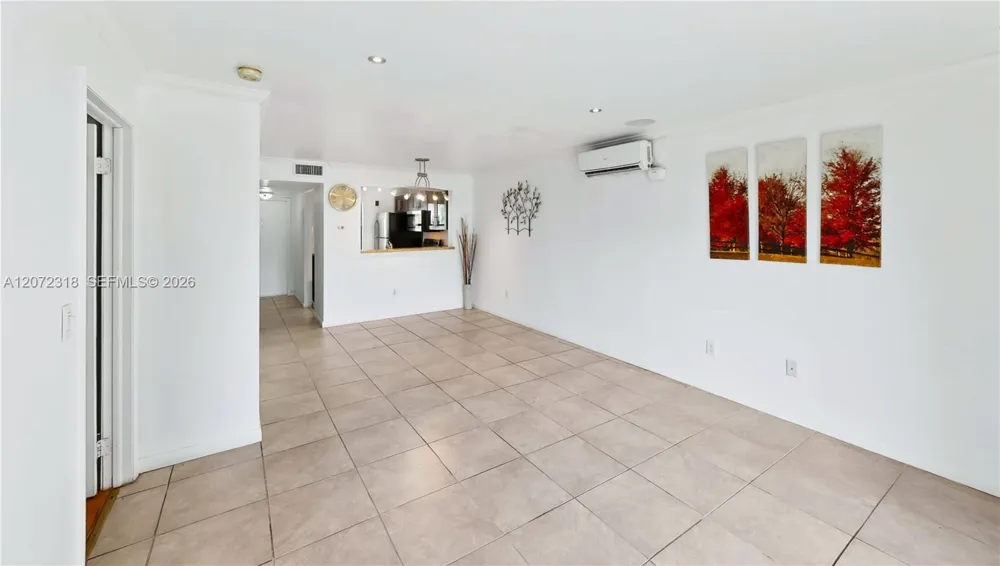 7670 SW 152nd Ave #206 Miami, FL 33193
