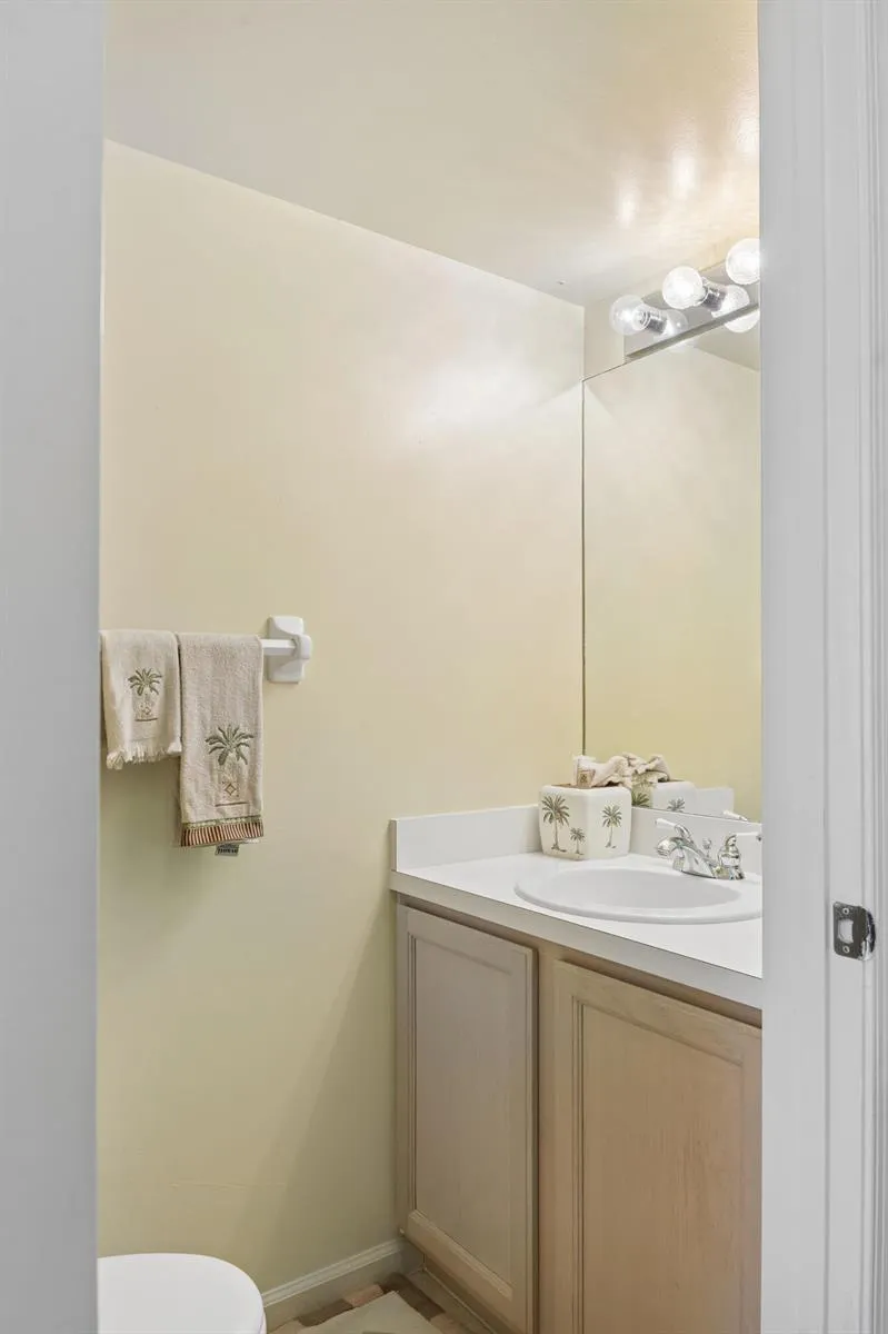 2235 SOUNDINGS COURT 33413