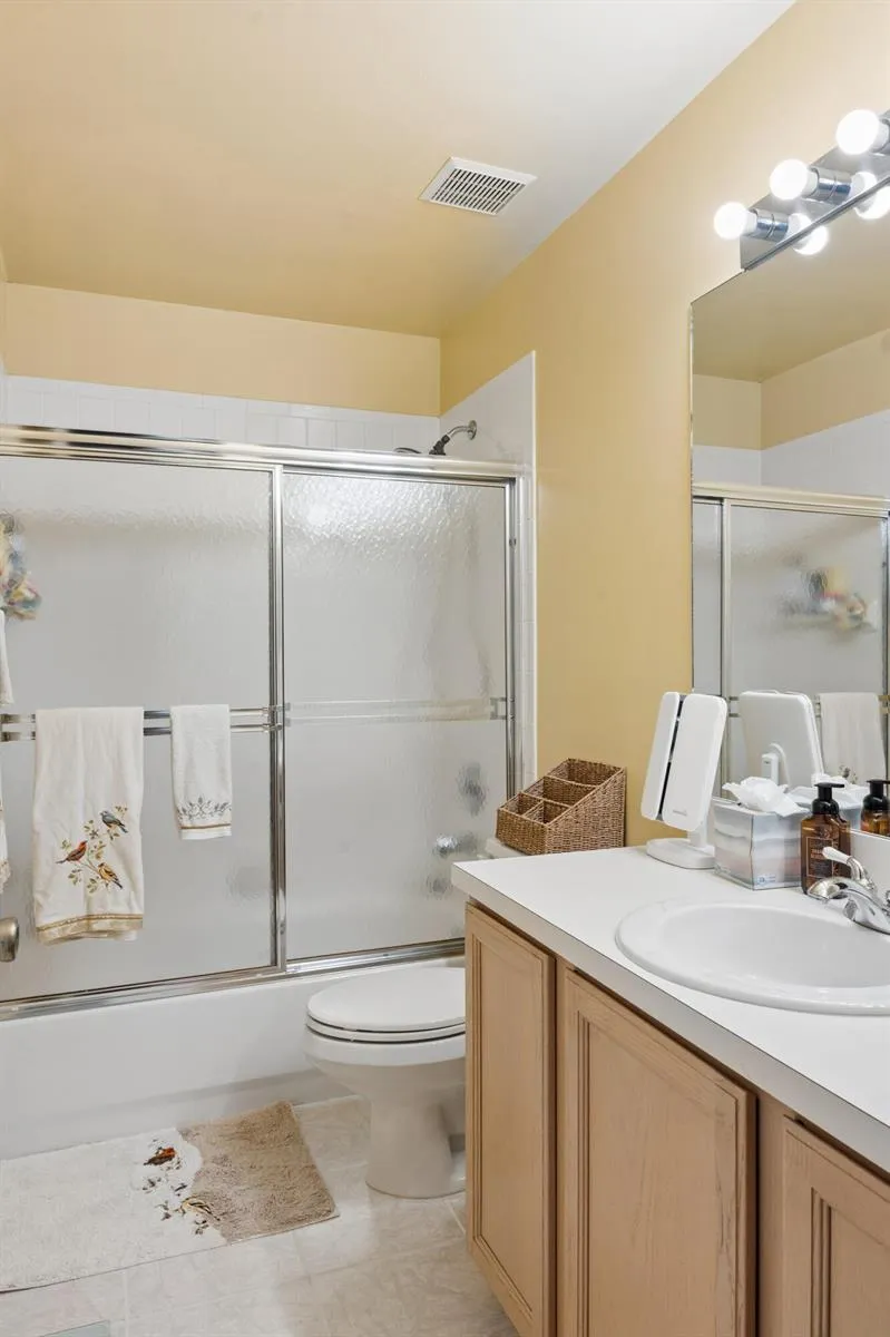 2235 SOUNDINGS COURT 33413